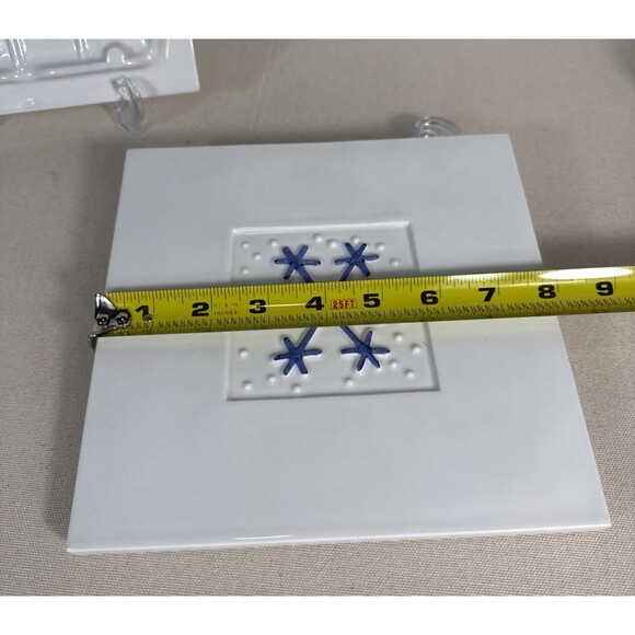 Crate & Barrel Set Of 2 Ceramic Snowflake Trivet Made in Italy Ceramica Stefani - Picture 8 of 9
